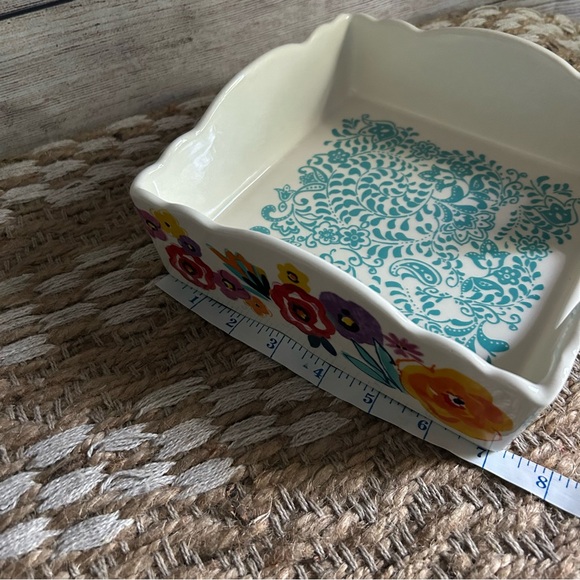 The Pioneer Woman Napkin Holder - Picture 6 of 6